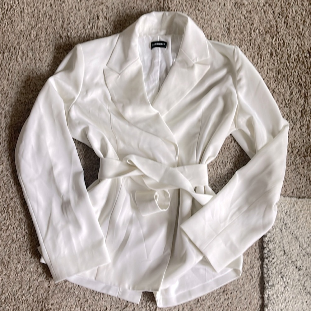 Belted double breasted Carbon38 jacket